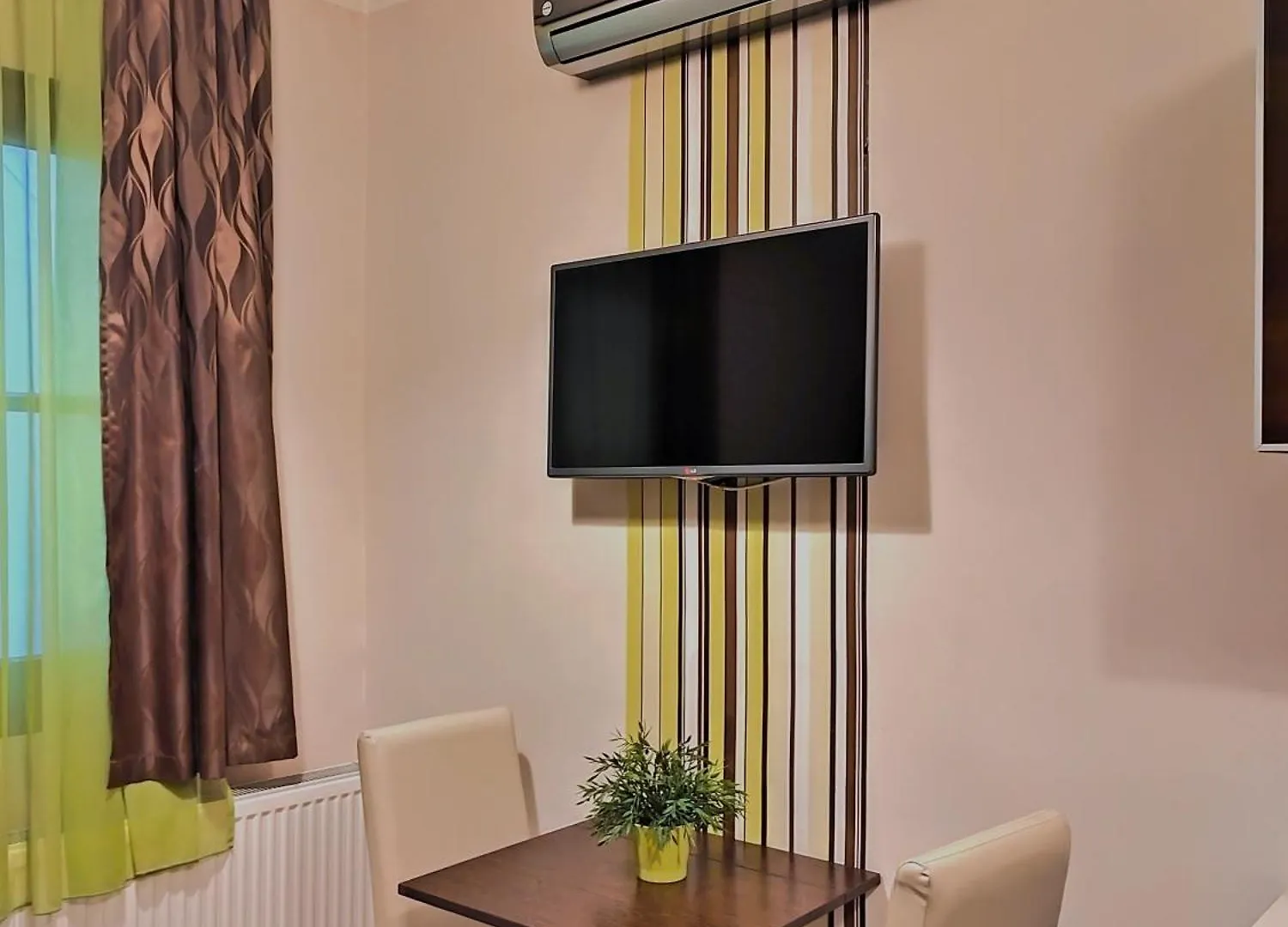 Fashionstreet City Center Blue Apartment Budapest